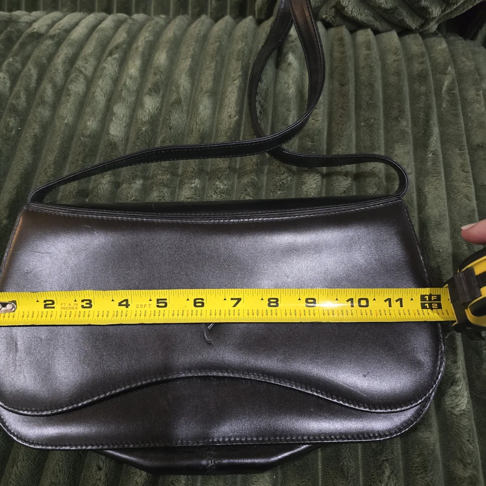 Classic Black Leather Crossbody Bag - Made In Italy